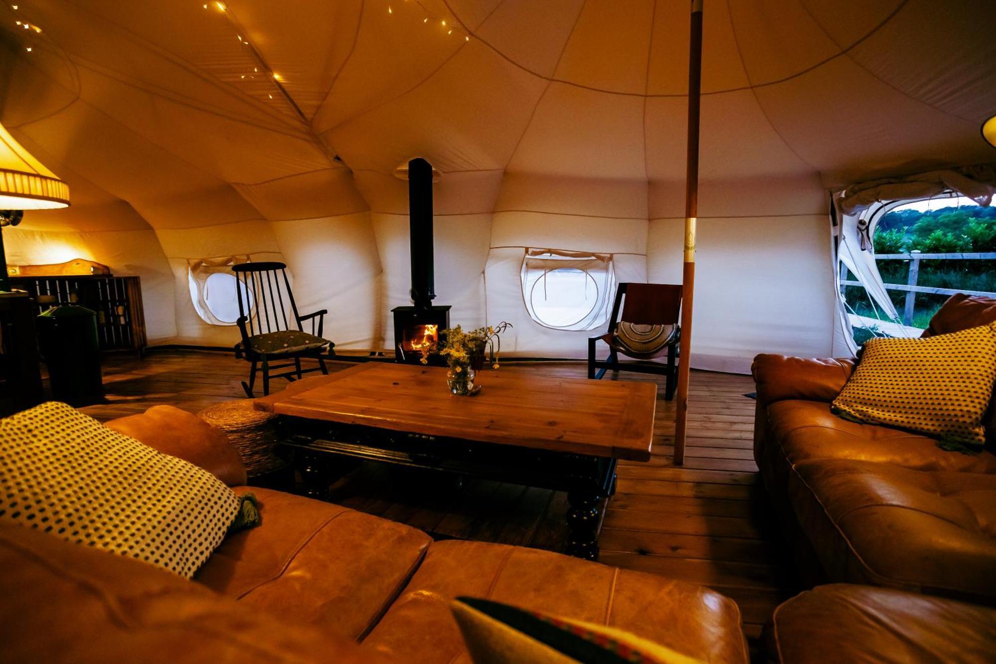 Вилла Luxury Glamping Retreat In Баттл Экстерьер фото