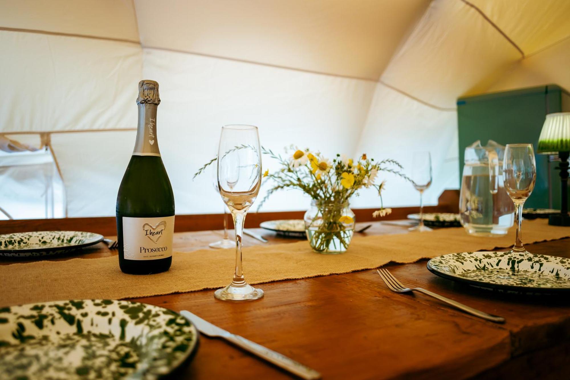 Вилла Luxury Glamping Retreat In Баттл Экстерьер фото