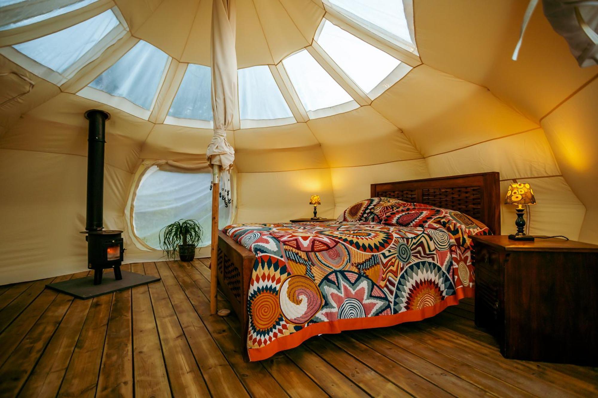 Вилла Luxury Glamping Retreat In Баттл Экстерьер фото