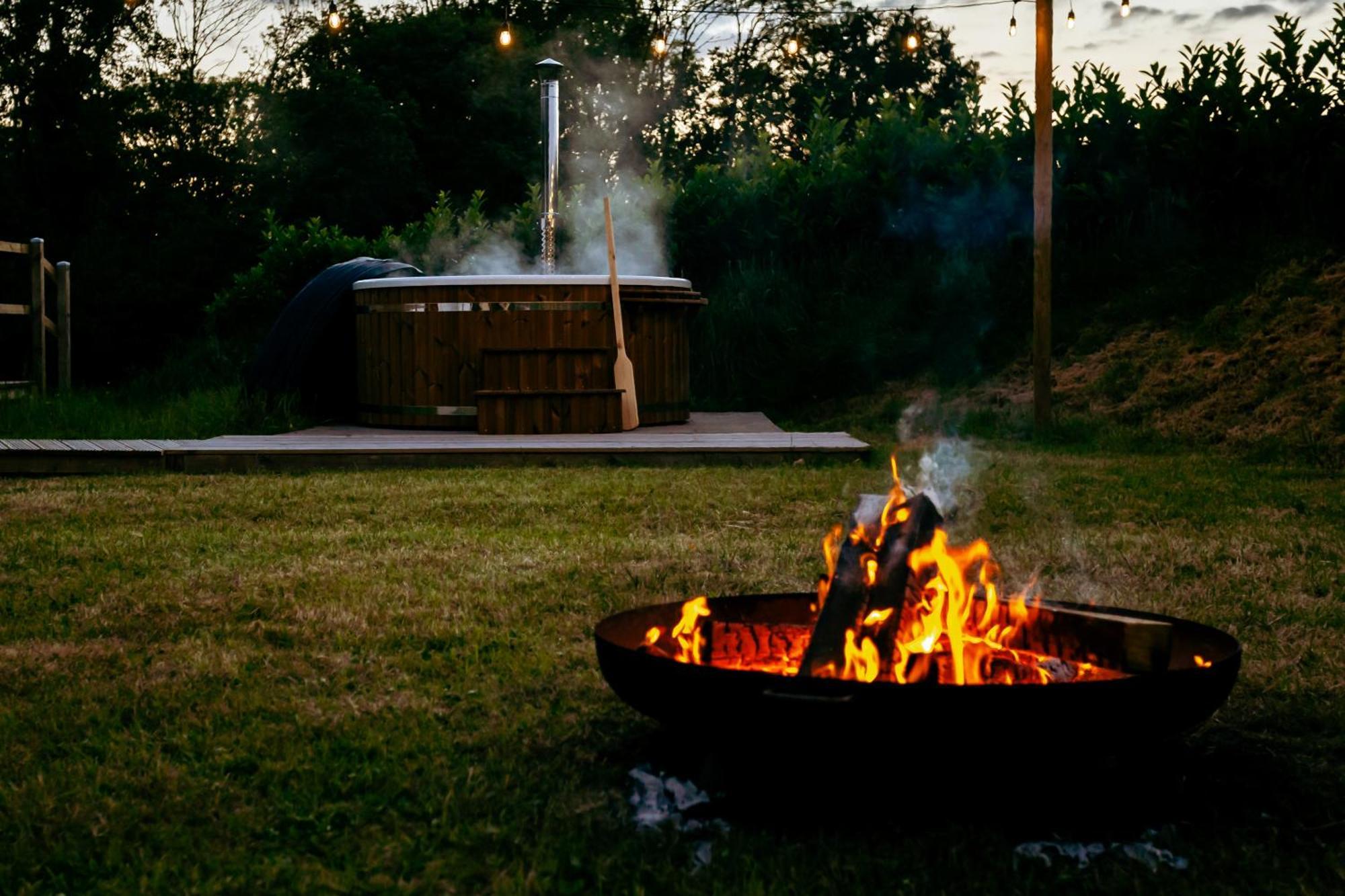 Вилла Luxury Glamping Retreat In Баттл Экстерьер фото