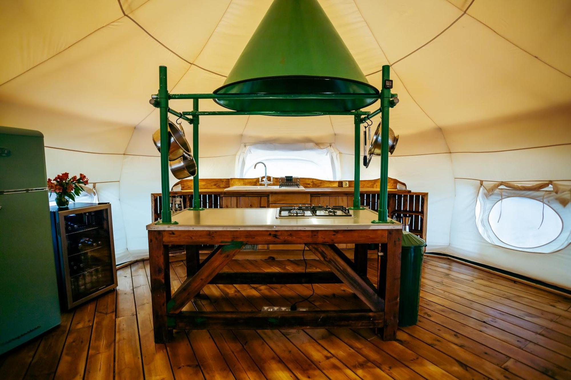 Вилла Luxury Glamping Retreat In Баттл Экстерьер фото