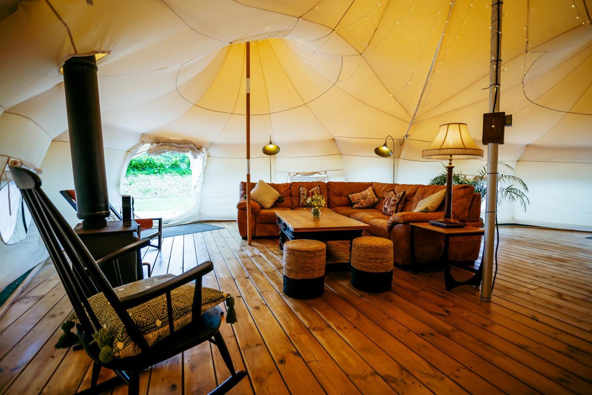 Вилла Luxury Glamping Retreat In Баттл Экстерьер фото