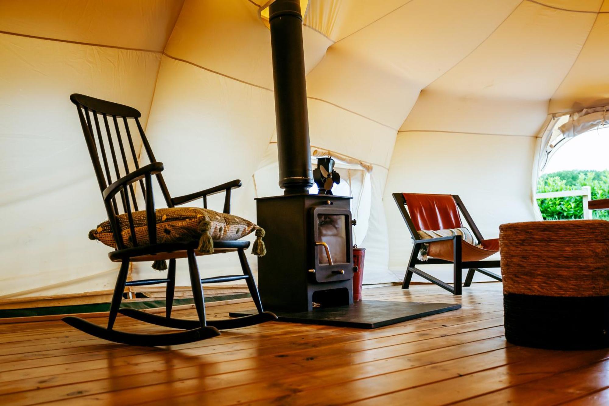 Вилла Luxury Glamping Retreat In Баттл Экстерьер фото